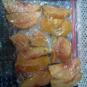 桃のカット&バラバラ便利な冷凍保存☆彡
